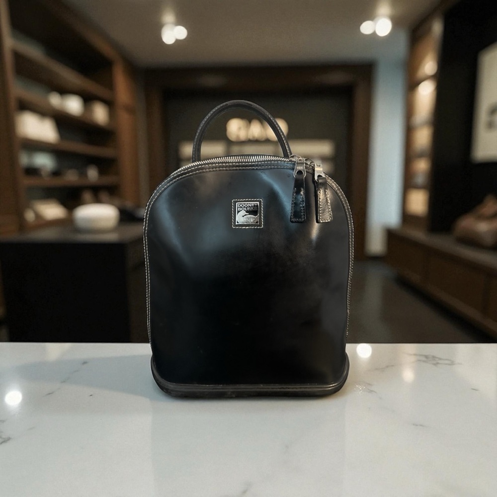DOONEY BOURKE SMOOTH BLACK LEATHER PARASOLE BACKPACK BAG